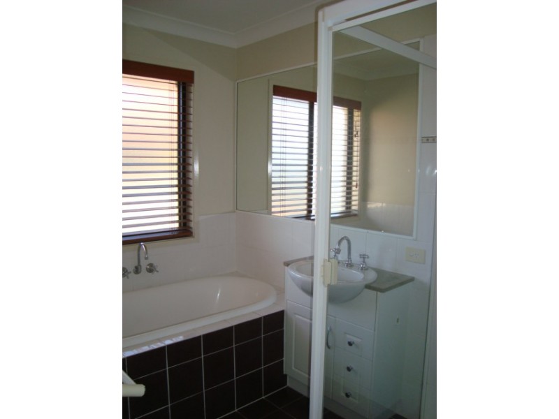 3 MYLONAS COURT, Sunnybank Hills QLD 4109