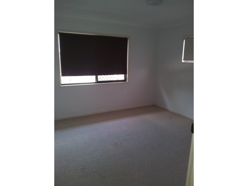 49 Oakleaf Street, Eight Mile Plains QLD 4113