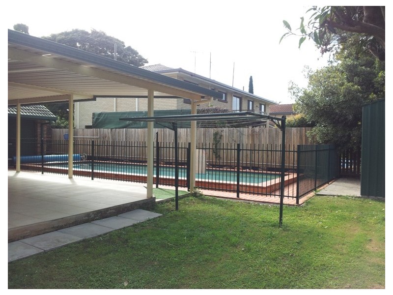 49 Oakleaf Street, Eight Mile Plains QLD 4113