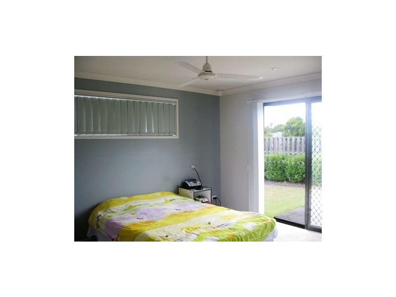 15 WATHEROO PLACE, Parkinson QLD 4115