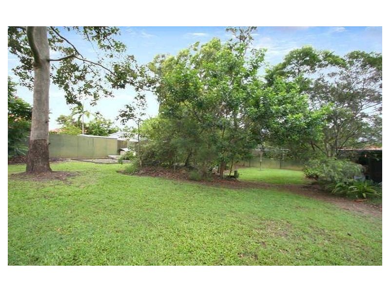 30 Dracon Street, Regents Park QLD 4118