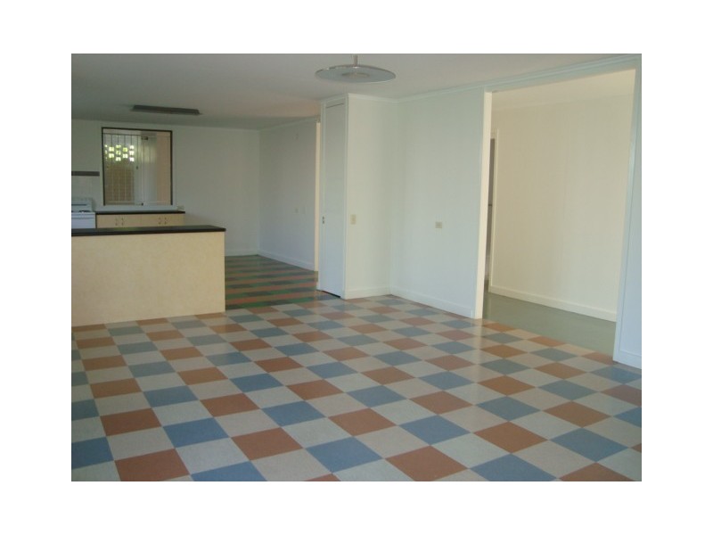 97 MIDDLE ST, Coopers Plains QLD 4108