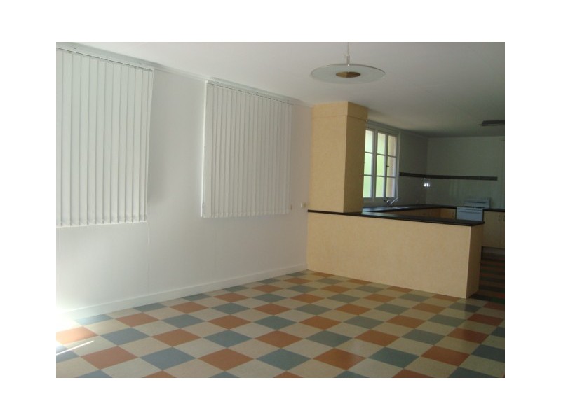 97 MIDDLE ST, Coopers Plains QLD 4108