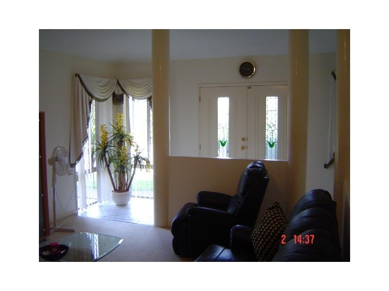 15 Hellawell Road, Sunnybank Hills QLD 4109