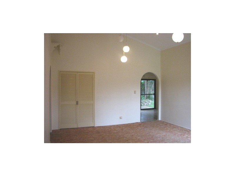 381 GOWAN RD, Sunnybank Hills QLD 4109