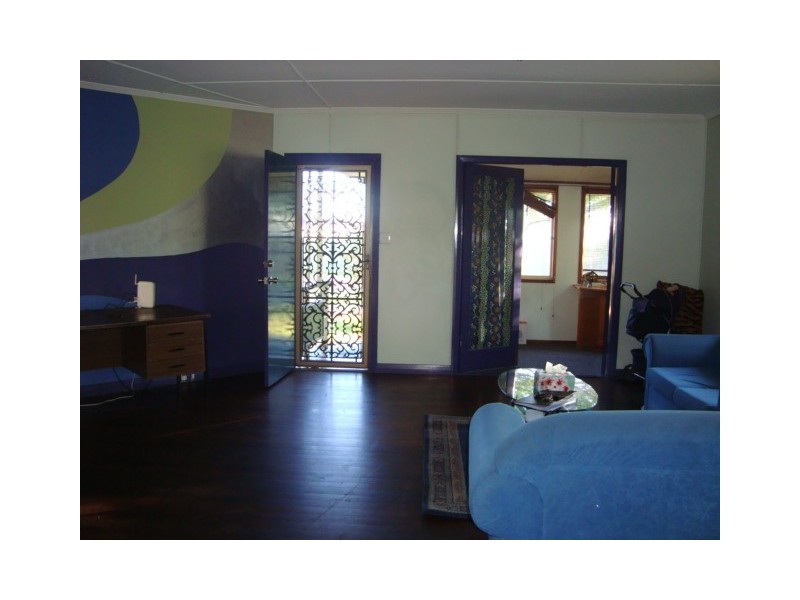 98 DARTMOUTH ST, Coopers Plains QLD 4108