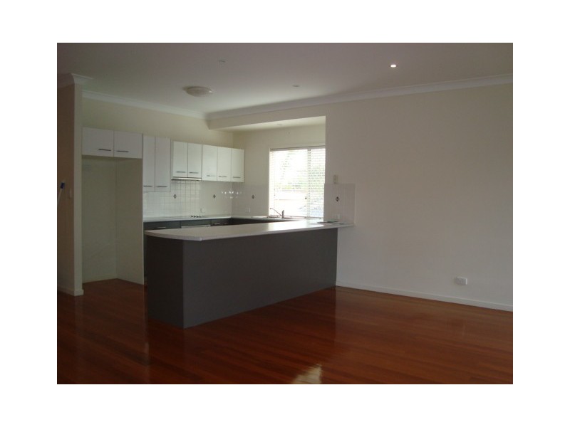 1/12 College Street, Clontarf QLD 4019