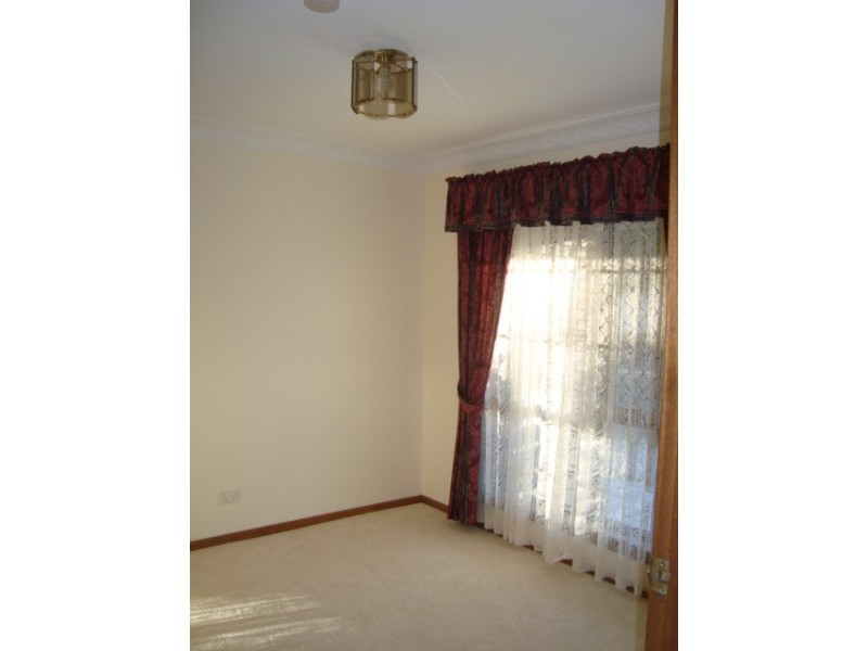 8 RADIATA STREET, Sunnybank Hills QLD 4109