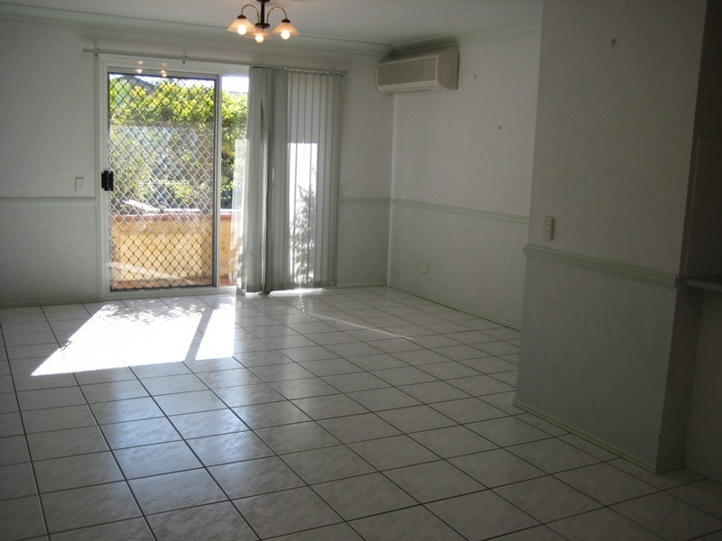 1 Bowden Court, Calamvale QLD 4116