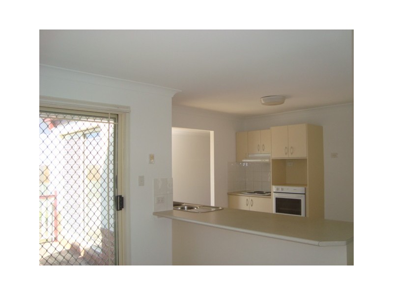 44 Sunflower Crescent, Calamvale QLD 4116