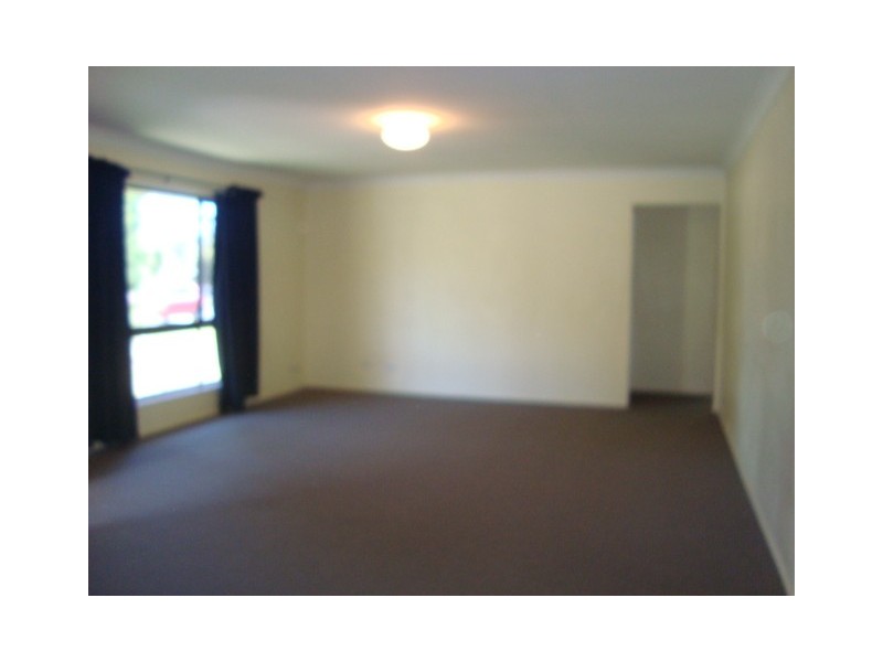 47 EMERALD DRIVE, Regents Park QLD 4118