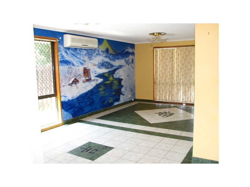 69 Gowan Road, Sunnybank Hills QLD 4109