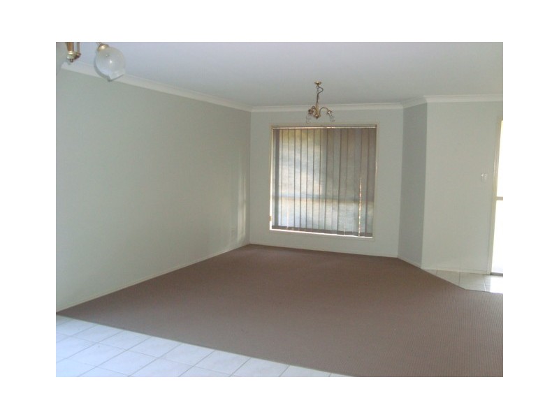 16 Neath Street, Sunnybank Hills QLD 4109