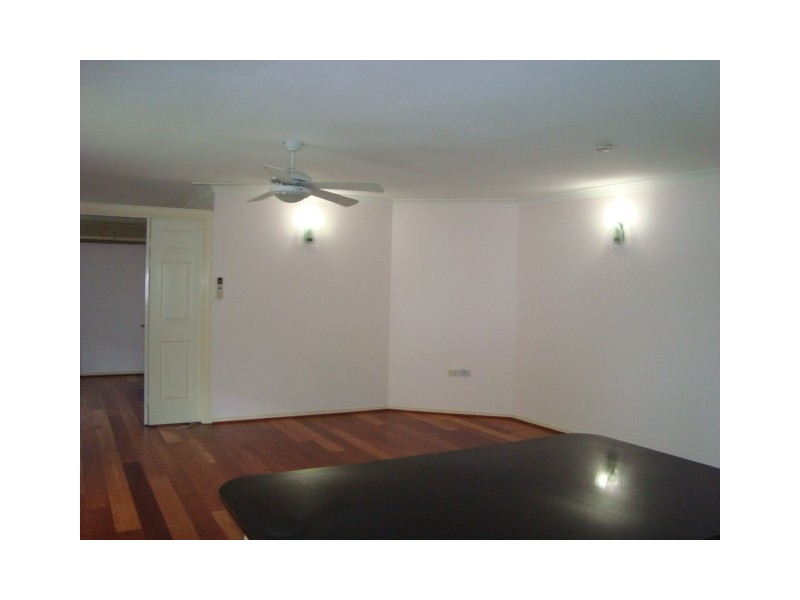 48 VANDERBILT STREET, Eight Mile Plains QLD 4113