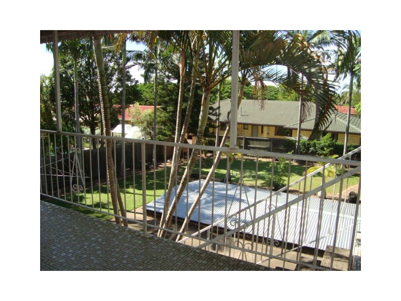 8 Joplin Street, Robertson QLD 4109