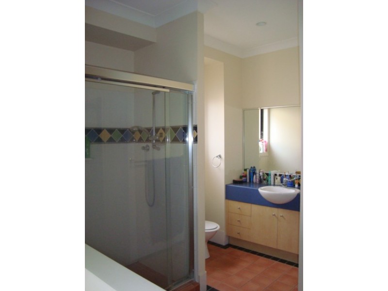 2 OVERLORD PLACE, Kuraby QLD 4112