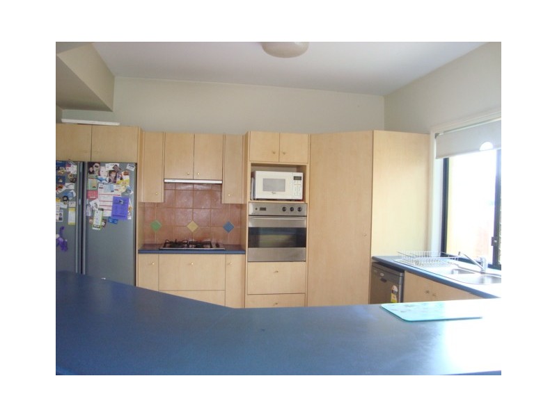 2 OVERLORD PLACE, Kuraby QLD 4112