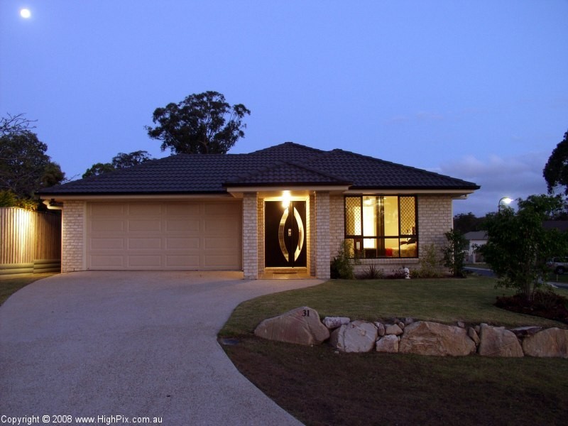 31 Samuel Street, Calamvale QLD 4116