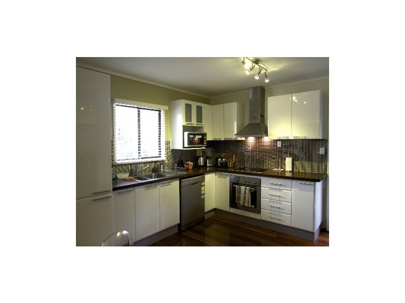 25 NAROOMA STREET, Sunnybank QLD 4109