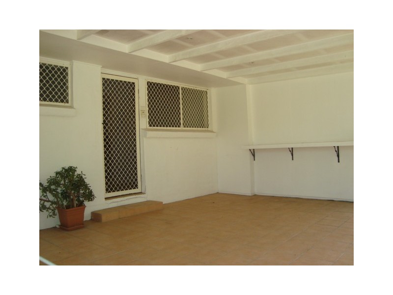 50 DUNSTABLE STREET, Macgregor QLD 4109