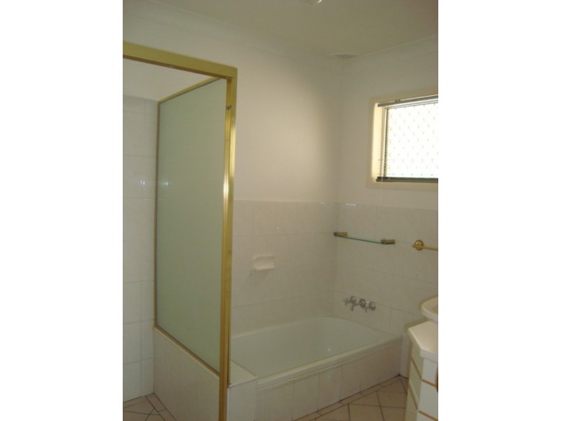 50 DUNSTABLE STREET, Macgregor QLD 4109