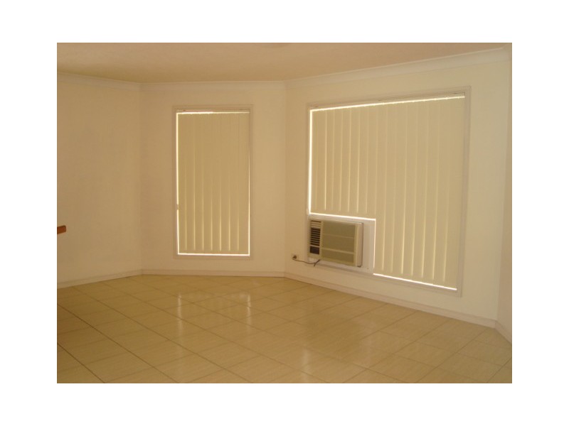 6 PENNANT PLACE, Calamvale QLD 4116