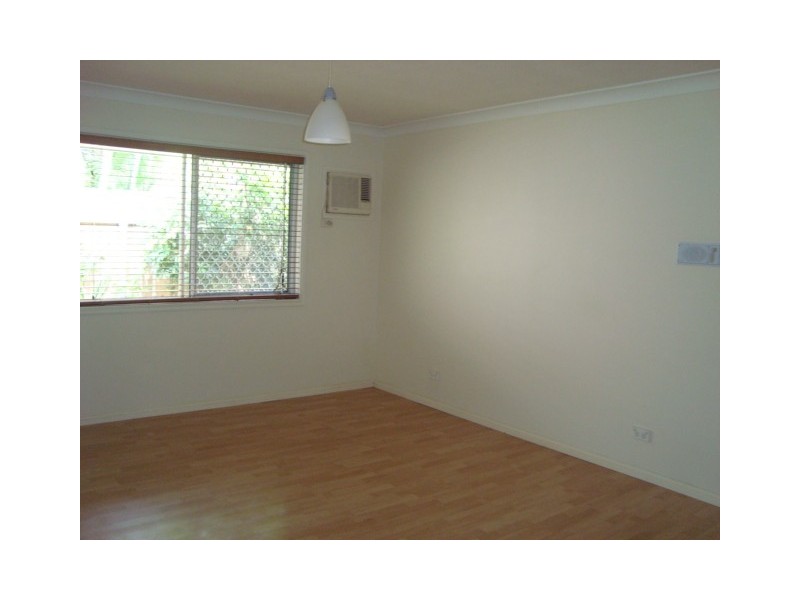 6 PENNANT PLACE, Calamvale QLD 4116