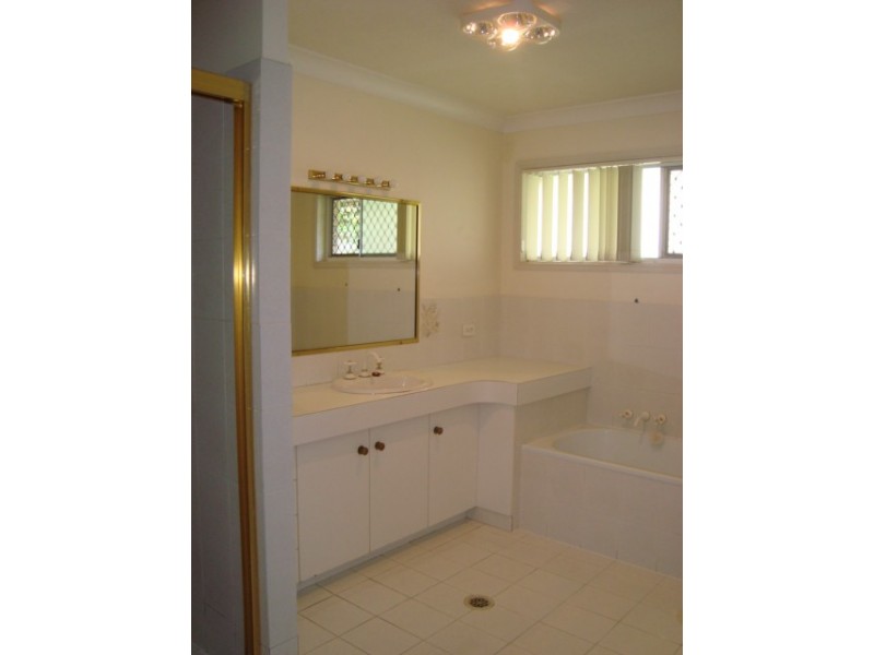 6 PENNANT PLACE, Calamvale QLD 4116