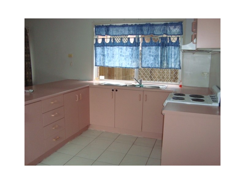 11 NEATH STREET, Sunnybank Hills QLD 4109