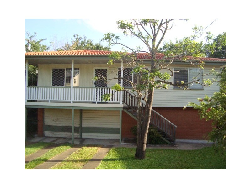 31 BARODA STREET, Coopers Plains QLD 4108