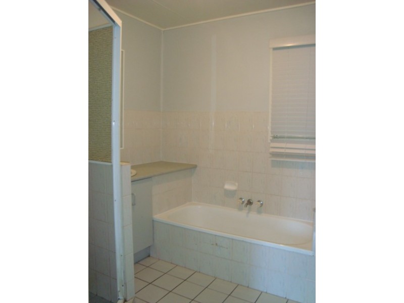 31 BARODA STREET, Coopers Plains QLD 4108