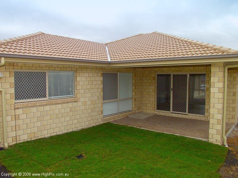 70 Larapinta Circuit, Parkinson QLD 4115