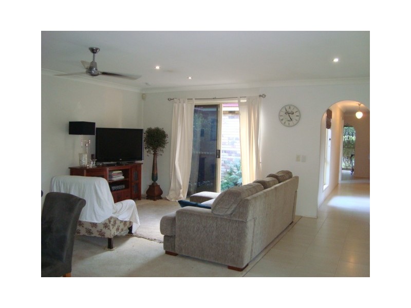 91 THE VILLAGE AVENUE, Coopers Plains QLD 4108