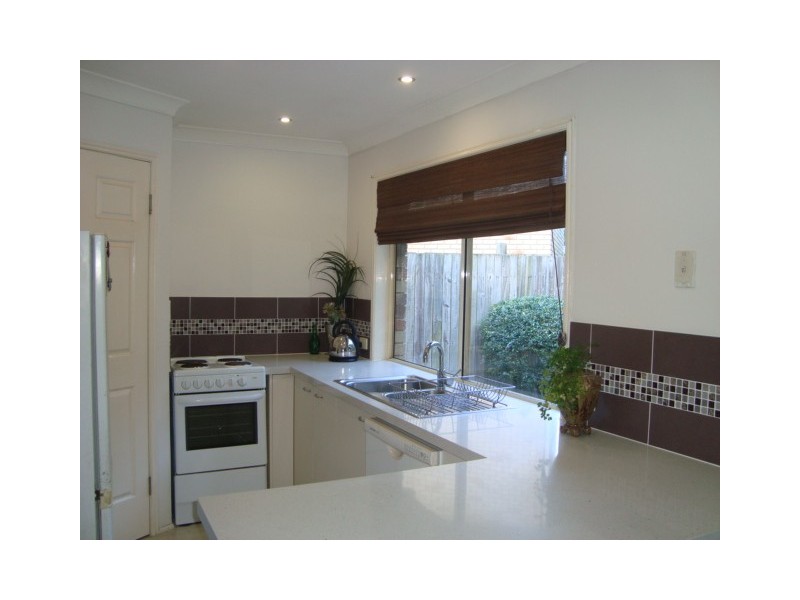 91 THE VILLAGE AVENUE, Coopers Plains QLD 4108