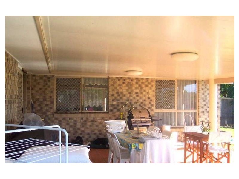 26 DAFFODIL STREET, Calamvale QLD 4116