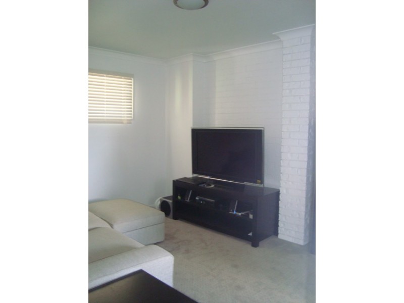 9 HOLDEN DRIVE, Sunnybank Hills QLD 4109