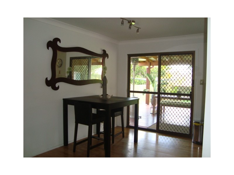 9 HOLDEN DRIVE, Sunnybank Hills QLD 4109