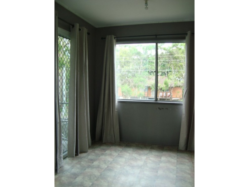 1 KOLONGA STREET, Woodridge QLD 4114