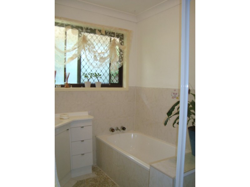 79 HONEYWOOD STREET, Sunnybank Hills QLD 4109