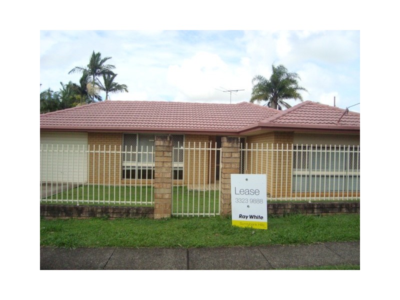 52 CHAUVIN STREET, Robertson QLD 4109