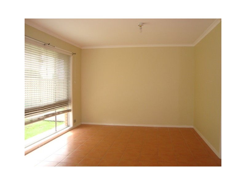 52 CHAUVIN STREET, Robertson QLD 4109