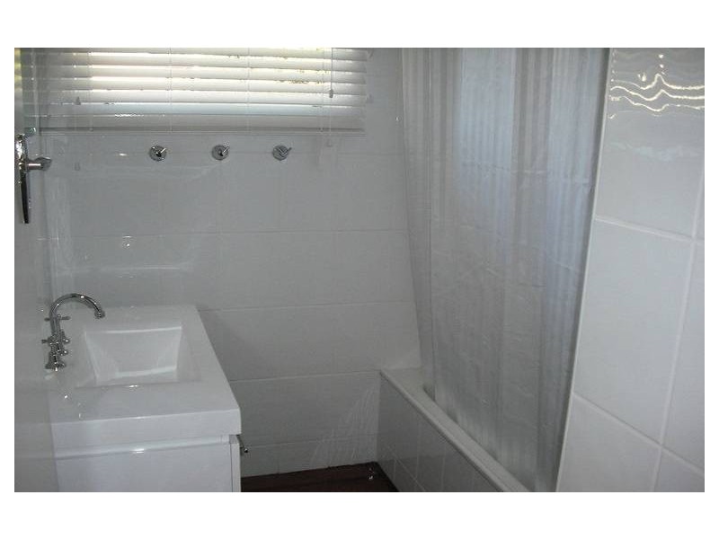 8 MIDHOLM STREET, Sunnybank Hills QLD 4109