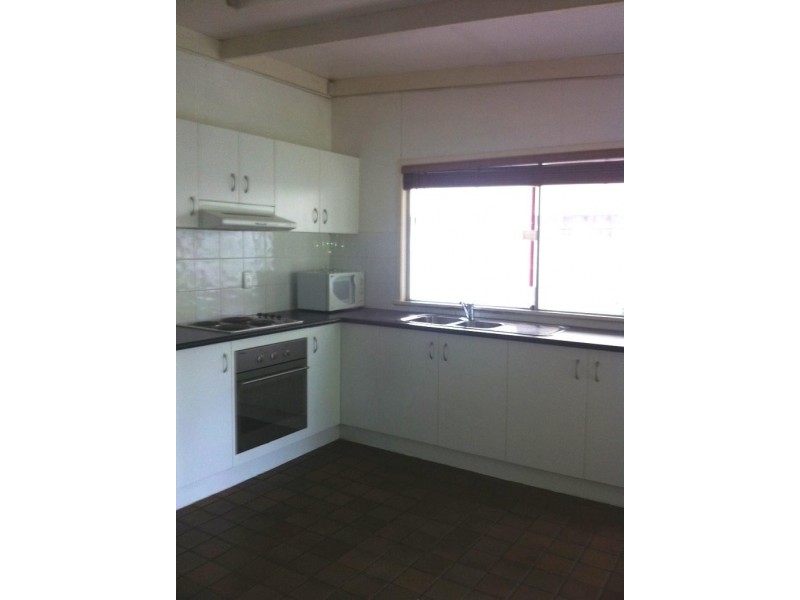 73 MT GRAVATT – CAPALABA RD, Upper Mount Gravatt QLD 4122