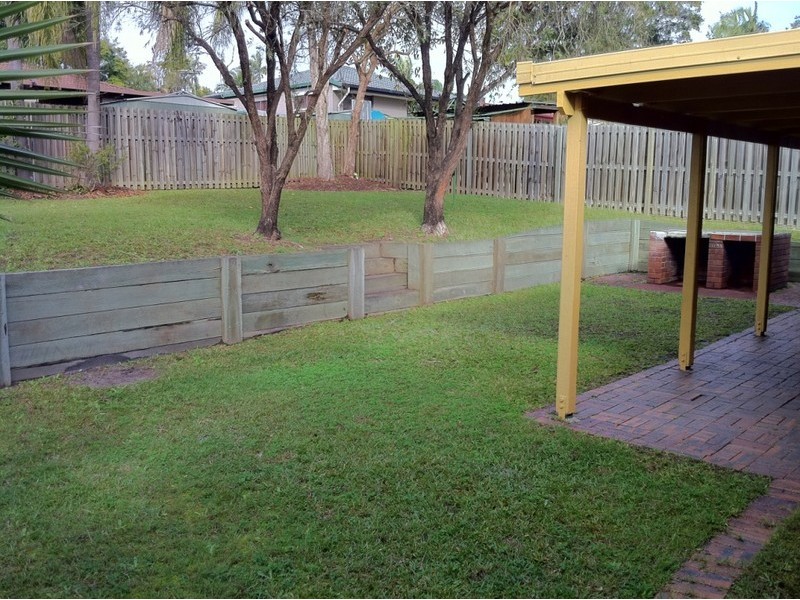 24 BALONNE STREET, Runcorn QLD 4113