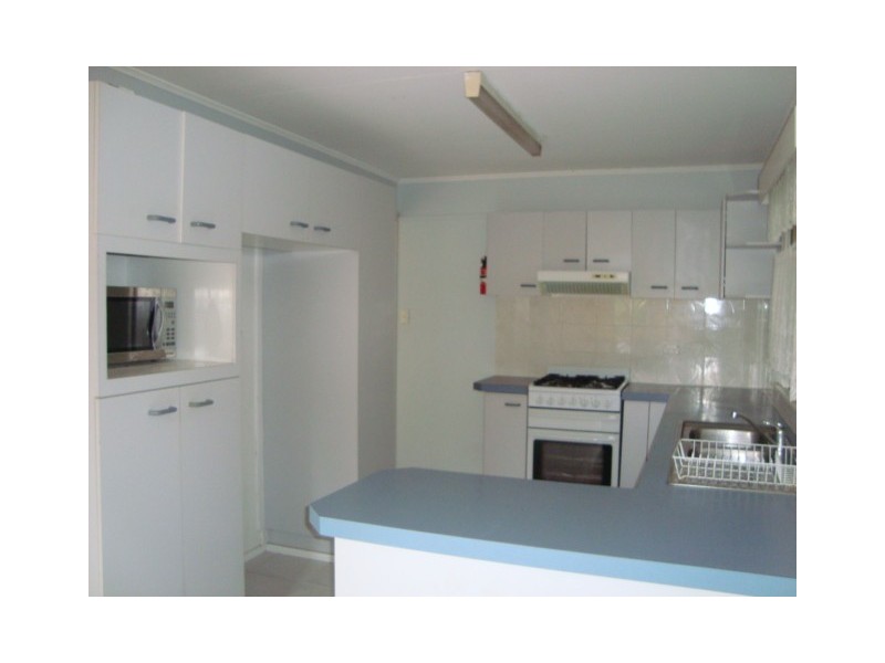 15 KELCEDA STREET, Sunnybank Hills QLD 4109