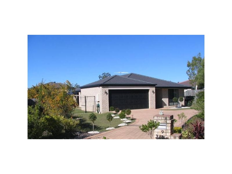 9 Brookfield Court, Parkinson QLD 4115