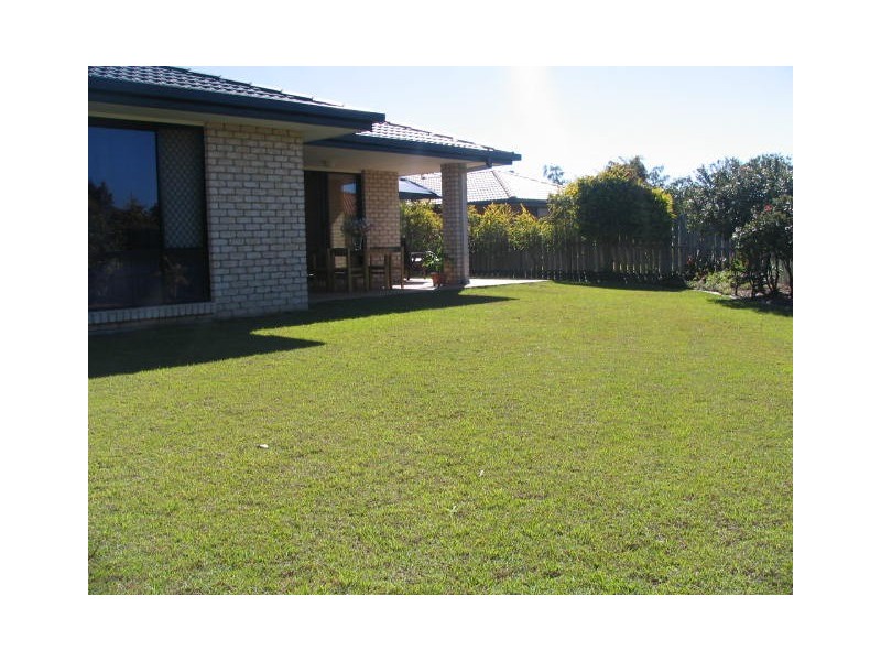 9 Brookfield Court, Parkinson QLD 4115