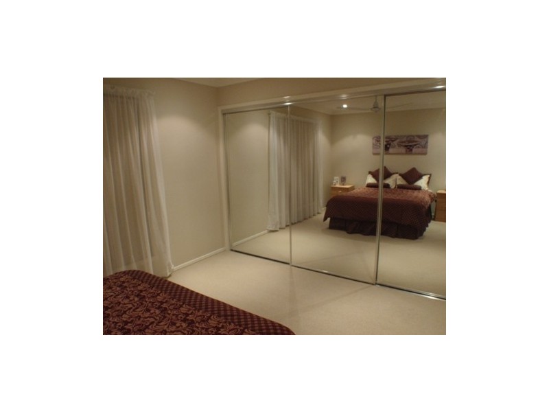 15 FARZANA PLACE, Underwood QLD 4119