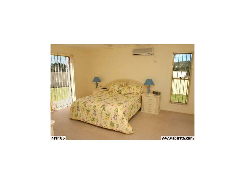 38 HIGHVIEW PLACE, Parkwood QLD 4214