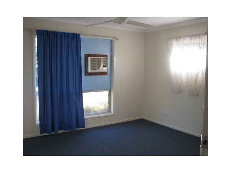 19 SPRINGFIELD CRES, Daisy Hill QLD 4127